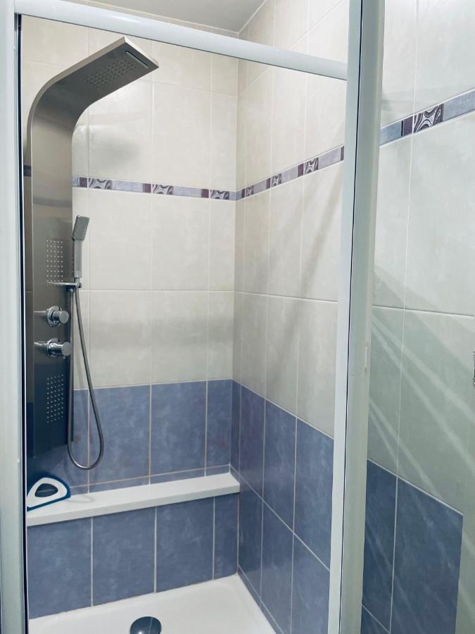 Maupertus-sur-Mer Au Petit Brick - Cosy Beachfront House מראה חיצוני תמונה