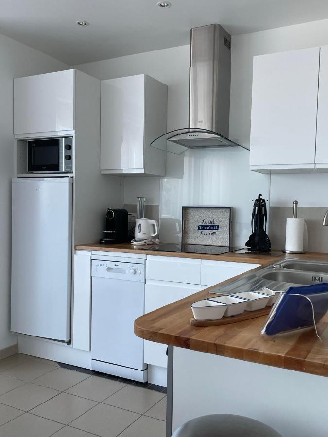 Maupertus-sur-Mer Au Petit Brick - Cosy Beachfront House מראה חיצוני תמונה